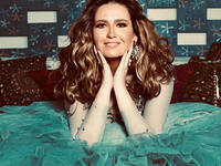 Hana Shiha s new photoshoot got the admiration of a large number of her followers Source khaledfadda Instagram