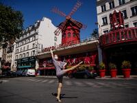 But her first visit to the famous Palais Garnier theatre opened the emotional floodgates and made her create the performance "Unstoppable," a 12-minute solo retracing her journey to exile. Her dance may be silent, she said once, but she'll carry on "raising her voice so people don't forget." Sameer Al-DOUMY / AFP