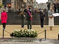 King Philippe - Filip of Belgium (front), Defence Minister Ludivine Dedonder (R), and Interior Minister Annelies Verlinden (L) attend a ceremony at the Tomb of the Unknown Soldier monument in Brussels on November 11, 2020, as part of the commemorations marking the 102nd anniversary of the November 11, 1918 Armistice, ending World War I (WWI). Olivier MATTHYS / BELGA / AFP