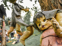 Creepy old dolls in the abandoned Island of the Dolls, Xochimilco, southern Mexico City. (Shutterstock)