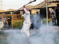 Taashir is a war dance performed in Taif