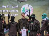Hamas publishes "farewell photo" of Israeli hostages as Gaza invasion deepens
