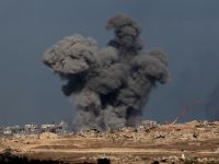 Gaza under fire again after Israel approves ceasefire and withdrawal plan