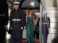 ميلانيا ترامب تتألّق بفستان زمردي من إيلي صعب خلال في استقبال ولي العهد السعودي