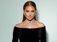 نيللي كريم تتألق بفستان أسود فاخر من توقيع إيلي صعب في أمسية "Steller" بأبوظبي