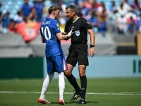 الحكم سلافكو فينتشيتش يُدير موقعة تشيلسي وبرشلونة في دوري الأبطال