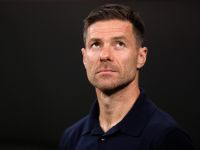 ريال مدريد يجدد ثقته في تشابي ألونسو رغم تراجع الأداء