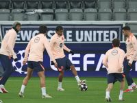 الخطر يطارد لامين يامال وثلاثة لاعبين آخرين في صدام دوري الأبطال