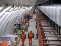 Gas leak at London’s Farringdon Station triggers evacuation and medical checks