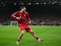 سوبوسلاي يكشف موقفه من تجديد عقده مع ليفربول