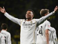مبابي يغيب عن كلاسيكو برشلونة وريال مدريد