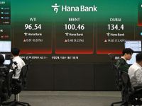 Oil posts steepest weekly drop in months as US-Iran deal ease supply concerns