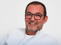 الفنان محمد مرزبان على جهاز التنفس الاصطناعي بعد حادث مروع..تفاصيل