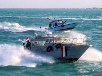 Suspected Houthi boats approach tanker near Aden, prompting warning shots