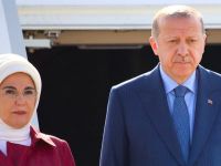 جدل واسع بعد موقف بروتوكولي جمع أمينة أردوغان والرئيس الفرنسي إيمانويل ماكرون خلال عشاء قادة الناتو