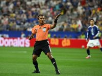 حكم مباراة سويسرا وكولومبيا اليوم في كأس العالم 2026