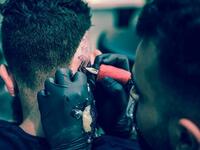 Artist at work during Lebanon Tattoo Events (Facebook)