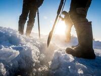 They cut ice blocks out of the lake in temperatures of minus 41 degrees Celsius (phys.org)