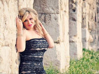 Syrian actress Randa Mirashli died on Oct. 21 aged 39 after a three-year battle with cancer. The mother of three breathed her last breath at the Italian Hospital in Damascus after going into a coma due to her incurable condition.