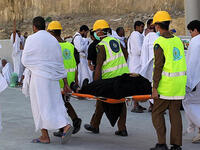 dead pilgrim stampede hajj mecca