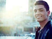 محبوب العرب هو الآخر: حاز الفلسطيني محمد عساف على لقب "محبوب العرب" من خلال شاركته بالبرنامج في النسخة الثانية، ويتبعه أمير دندن والذي أبهر لجنة التحكيم وعمالقة الفن ليصفوه بمحبوب العرب الثاني.
