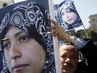 Yemen woman power: Tawakkol Karman, a detained spokeswoman for this beleaguered nation, the 32 year-old mother 
is challenging the role of women in this conservative society and empowering their cause in Yemen and the wider Arab 
movement. Clinton made a visit especially to appeal for her release.