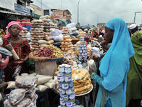 Food prepared in Africa during Ramadan is radically different from the dishes prepared in the Arab world. Although most people break their fast with dates and a sugary drink, local dishes are served during the main course. In East Africa, the doro wett, a spiced chicken stew, is especially popular. It is eaten with a spongy bread known as Injera.