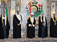 Gulf leaders bicker at the Arab League