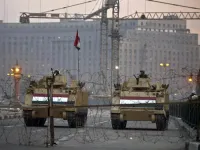 تكريس امتيازات الجيش المصري 
