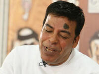 Hasan al Asmar died of a heart attack. This Egyptian popular folk singer was a big hit in the 1980s and 1990s.