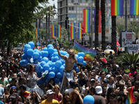 National and Gay pride in the same week: June 10th many Israelis were otherwise 'occupied' with Gay rights' celebrations
in Tel Aviv. Some 70,000 people attended Tel Aviv’s annual Gay Pride Parade versus the 2,500 that came out for peace in the
same city earlier in the week.
