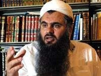 أبو قتادة  فلسطيني الأصل ومتهم بأنه الذراع اليمنى لبن لادن في أوروبا؛ سجن في بريطانيا وحكم عليه بالمؤبد في الآردن.