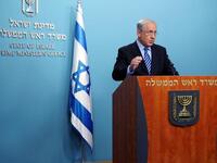 استفاد الإسرائيليون من الخوف العالمي المتعاظم من "الإرهاب" في وصف الفلسطينين أيضا بالإرهابيين وبينما استمرت عملية السلام في التعثر فإن عدد المستوطنات الإسرائيلية في الضفة الغربية آخذ في التزايد.