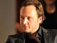 Maksim Khalil is non-committal and cagey on Assad