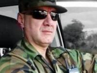 والده هو هلال الأسد، ابن عم الرئيس السوري وقائد "قوات الدفاع الوطني" التابع للنظام في ريف اللاذقية، والذي قضى قتيلاً  هو و4 آخرون من عائلتي الأسد ومخلوف "على خلاف بينهم أثناء اجتماع كان معقوداً .