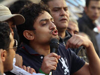 وائل غنيم: واحد من الداعين إلى الثورة، عمل غنيم مديرا في شركة غوغل وأنشأ صفحة خالد سعيد الذي قضى على يد الشرطة  على الفيس بوك والتي دعت إلى ثورة ٢٥ يناير. اتهم بعد الثورة بأنه "ماسوني" وأدرجته "التايمز" ضمن أكثر ١٠٠ شخصا من حيث التأثير لعام ٢٠١١.