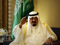 الملك السعودي يدعو إلى تدخل عسكري عربي في سوريا