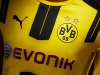 10- بوروسيا دورتموند الألماني بـ 390 ألف قميص سنوياً.