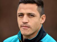 المهاجم التشيلي أليكسيس سانشيز (آرسنال) بطول 169 سم.