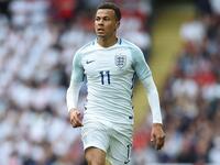 لاعب الوسط الإنجليزي ديلي آلي (20 عاماً): اختير كأفضل موهبة شابة في البريميير ليغ بعدما قدم مستويات رائعة رفقة توتنهام خلال موسمه الأول في البطولة، سيكون من المثير للاهتمام رؤية الطريقة التي سيعمل المدرب روي هودجسون وفقها لاستغلال موهبته.