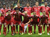 المركز الرابع: (4) بايرن ميونيخ الألماني 587.8 مليون يورو (592 مليون يورو).