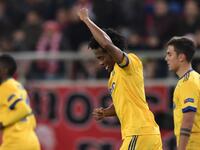 الجناح الكولومبي خوان كوادرادو: يغيب نجم يوفنتوس عن الملاعب منذ ديسمبر الماضي نظراً لمشاكل في مغبن الفخذ، وقد خضع لجراحة في يناير الماضي ستبقيه بعيداً عن مايو، مما سيبقي أمامه فترة محدودة لإثبات استعادته للياقته. 