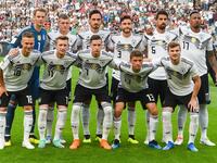منتخب ألمانيا: خروج تاريخي ومبكر لحامل اللقب بعد سلسلة من العروض المتواضعة والاختيارات التكتيكية غير المناسبة من قبل المدرب يواكيم لوف الذي دفع لاعبوه الثمن ليتذيلوا المجموعة السادسة بعد التعرض لهزيمتين وتحقيق فوزٍ واحد فقط.
