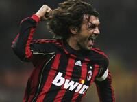 الظهير والمدافع الإيطالي باولو مالديني، فاز بدوري أبطال أوروبا 5 مرات مع ميلان، تميز بقدرته على اللعب بكلتا الساقين، قدم أفضل المستويات على مدار أكثر من 25 عاماً.