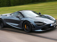 1- ماكلارين 720 إس (McLaren 720S)