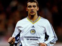 مرحلة مجموعات نسخة 1997 (برشلونة 0-4 دينامو كييف): سقط البارسا الذي كان يدربه لويس فان خال حينها على ملعبه أمام هاتريك أندريه شيفتشينكو وهدف سيرجاي ريبروف، علماً بأن الفريق الكتالوني ضم في صفوفه لويس فيغو وريفالدو.