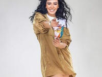 The Egyptian actress sported two casual looks in the photos that were taken by Photographer Mahmoud 