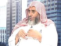عوض القرني: قد أسلم على يديه رئيس الاتحاد العالمي للبرمجة اللغوية العصبية، الدكتور وايت ود سمول، وأعلن اعتناقه الإسلام خلال كلمة كان يلقيها في المؤتمر العالمي للبرمجة اللغوية العصبية، وذلك عندما أوقف كلمته ونطق الشهادتين.