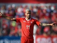 لاعب الوسط السويسري فالون بيهرامي: أجبر ورفاقه منتخب البرازيل على التعادل، فرض صاحب الـ 33 عاماً رقابة لصيقة على نيمار نجم السيليساو ونجح في تحييده، وكانت إحصائياته المميزة في المباراة لا تقتصر فقط على رقابة غريمه.