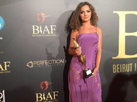 المغنية الرومانية ألكسندرا ستان التي حققت شهرة واسعة بفضل أسلوب أغانيها المعروف بـ"يورو دانس"